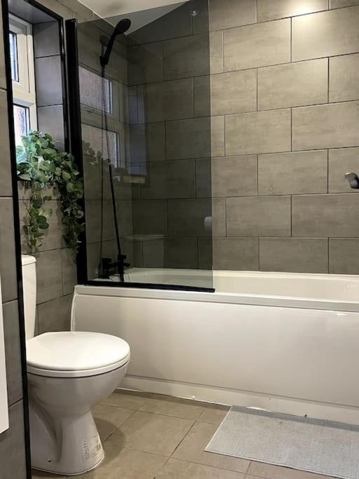 Central Area Terraced House With Private Hot Tub لينكولن المظهر الخارجي الصورة